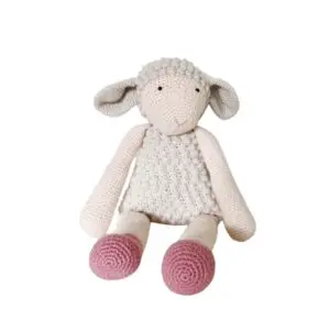 Cuddly Sheep "Lammie"